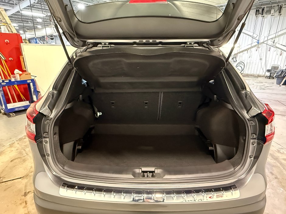2023 Nissan Qashqai SV-26