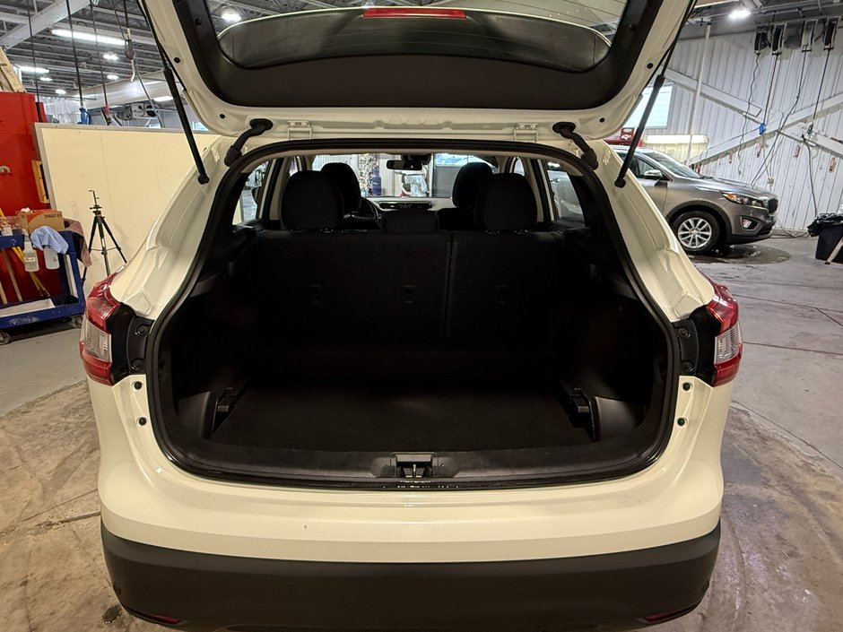 Nissan Qashqai SV 2023-26
