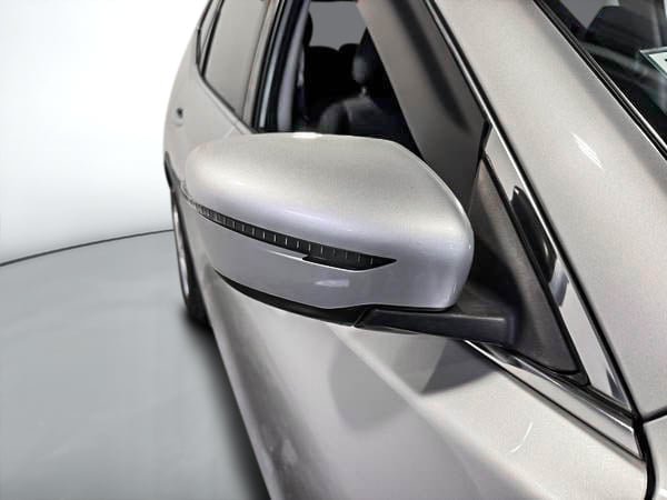2016 Nissan Rogue S-8