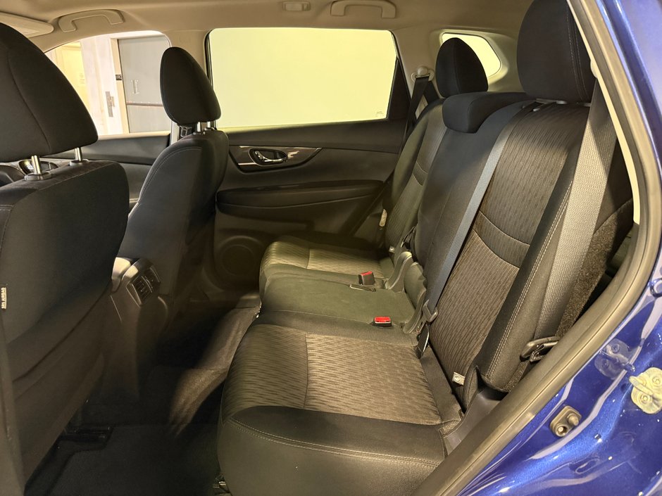 2019 Nissan Rogue SV-24