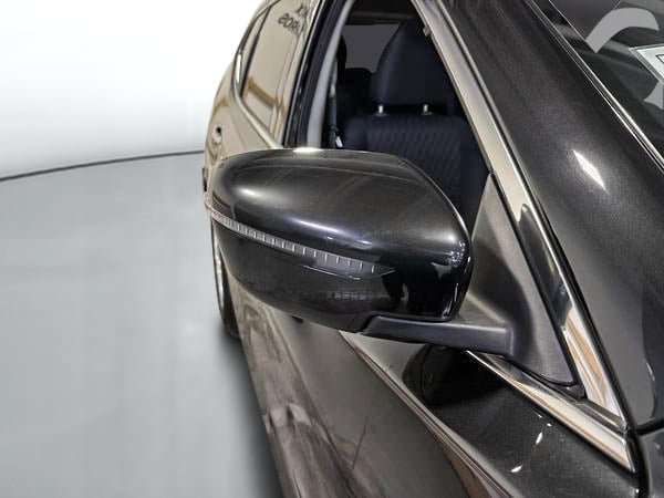 Nissan Rogue S 2020-8
