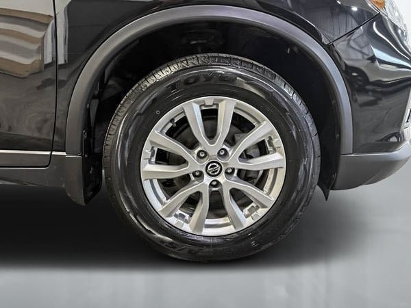 Nissan Rogue S 2020-9