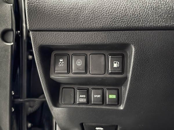 Nissan Rogue S 2020-12