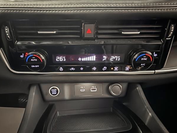 2021 Nissan Rogue SV-21