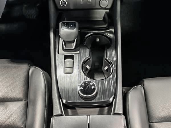 2021 Nissan Rogue SV-24