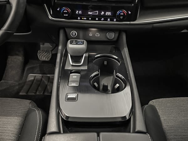 Nissan Rogue SV 2021-21