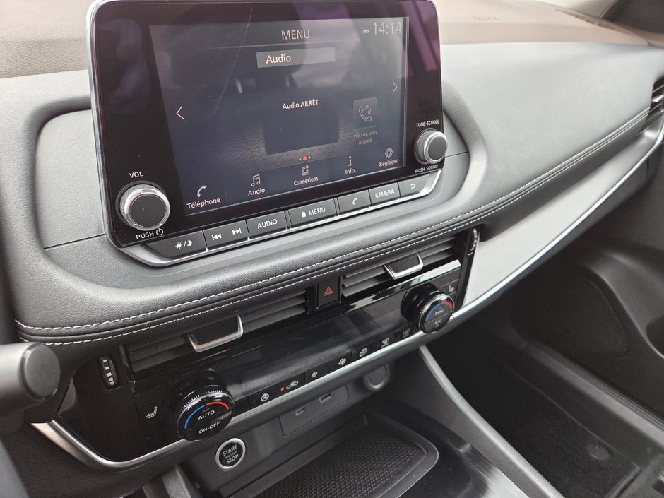 Nissan Rogue SV 2021-14