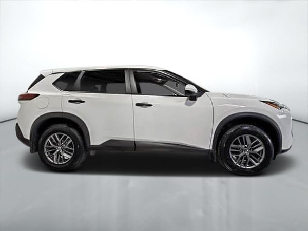 Nissan Rogue S 2021-1