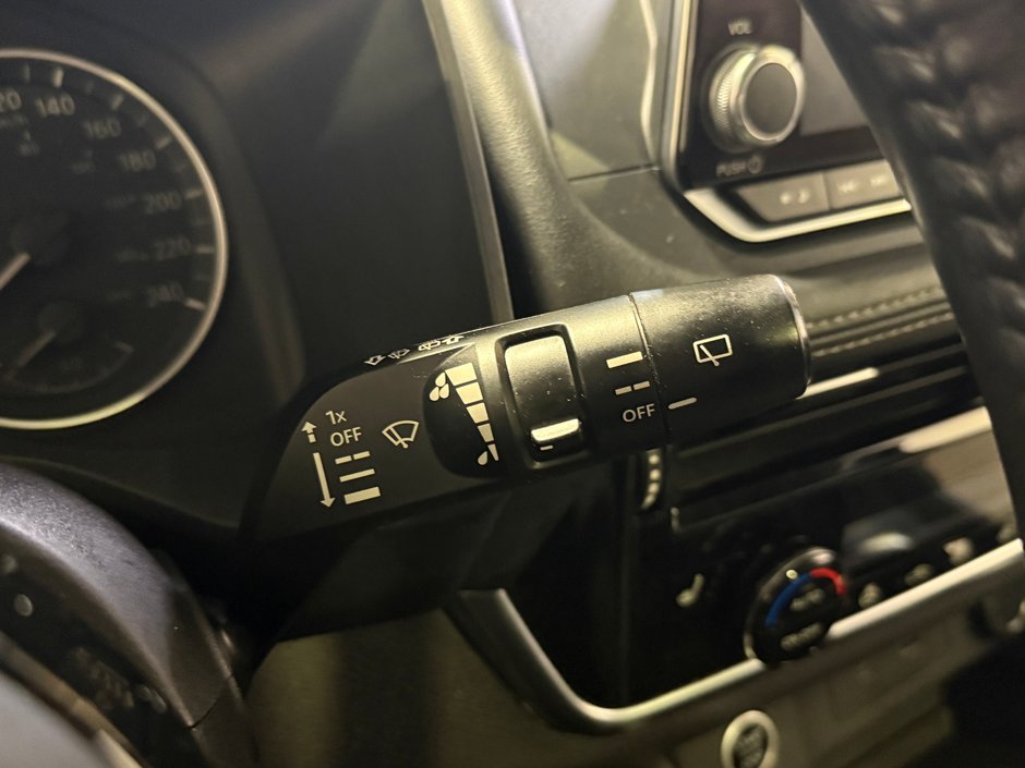 2021 Nissan Rogue SV-19