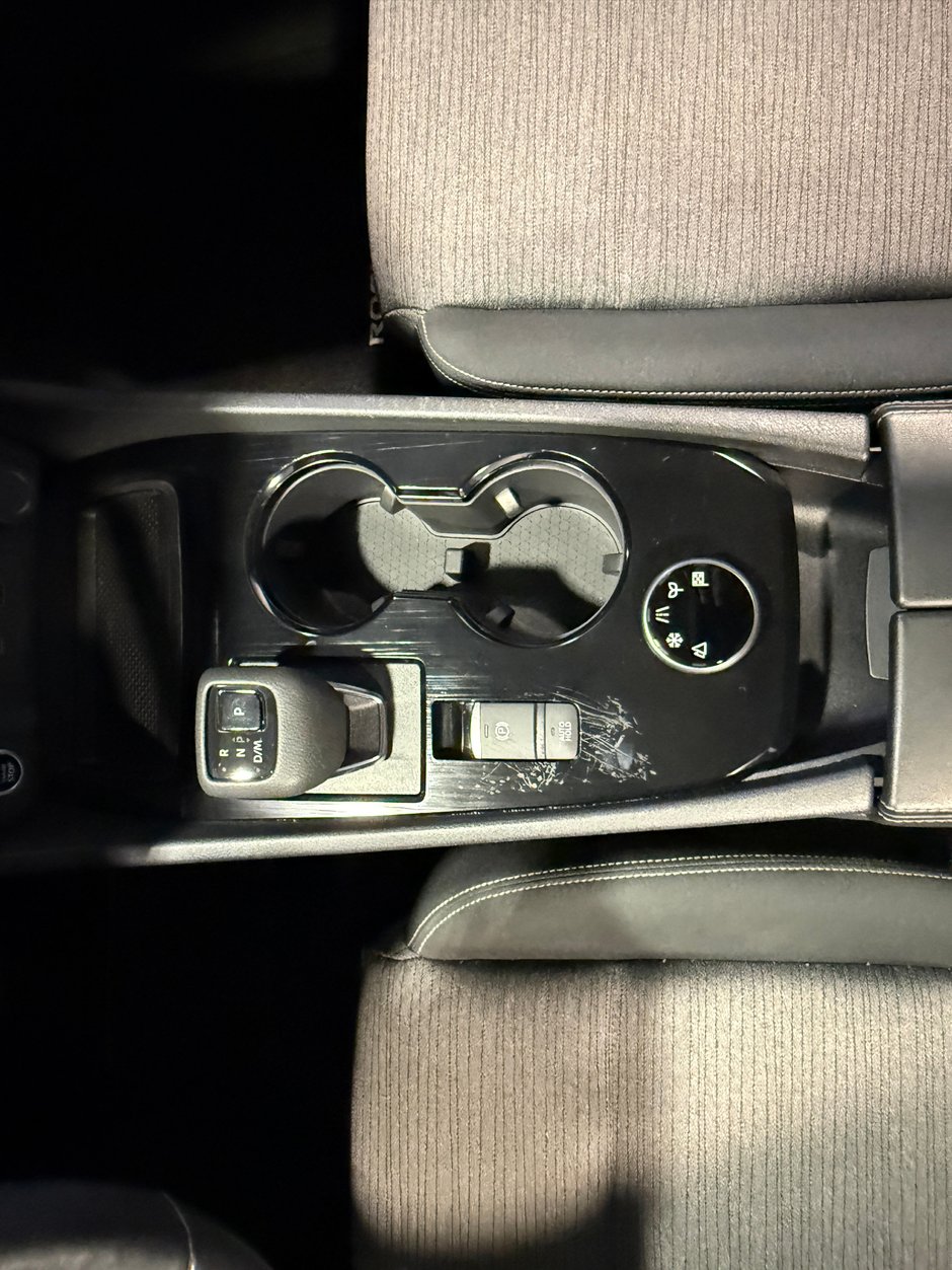 2021 Nissan Rogue SV-24