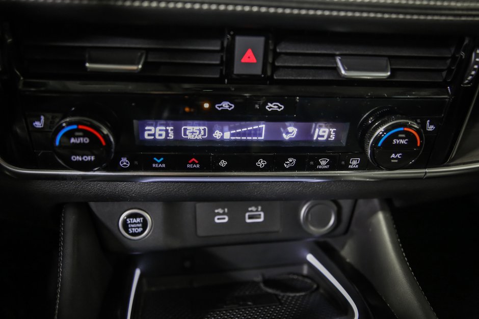 2022 Nissan Rogue platinum-25