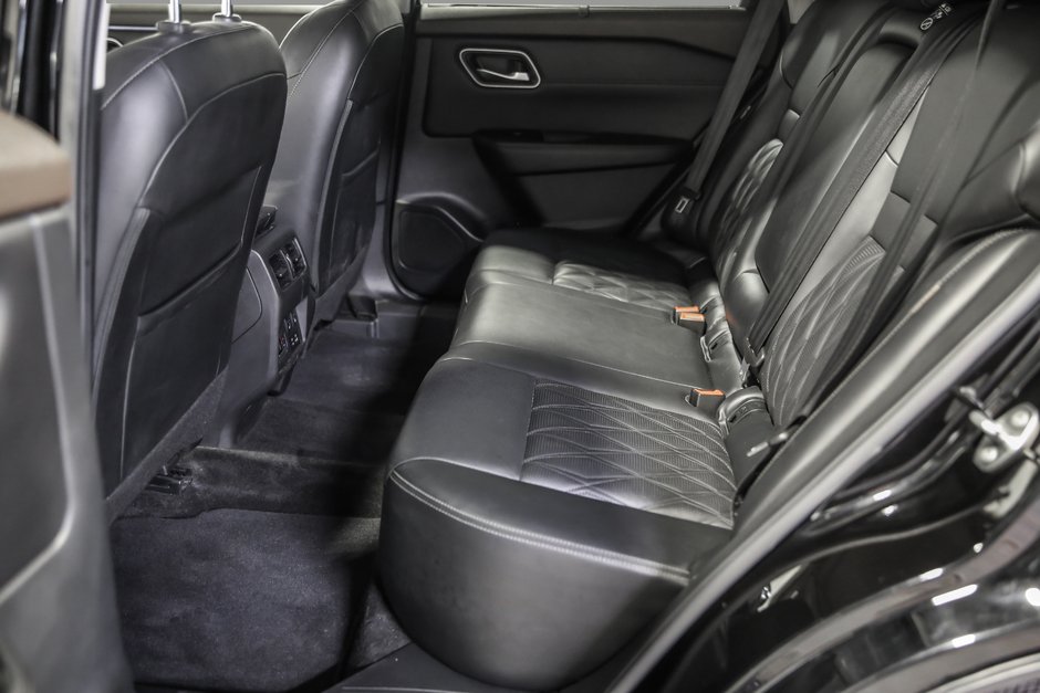 2022 Nissan Rogue platinum-29