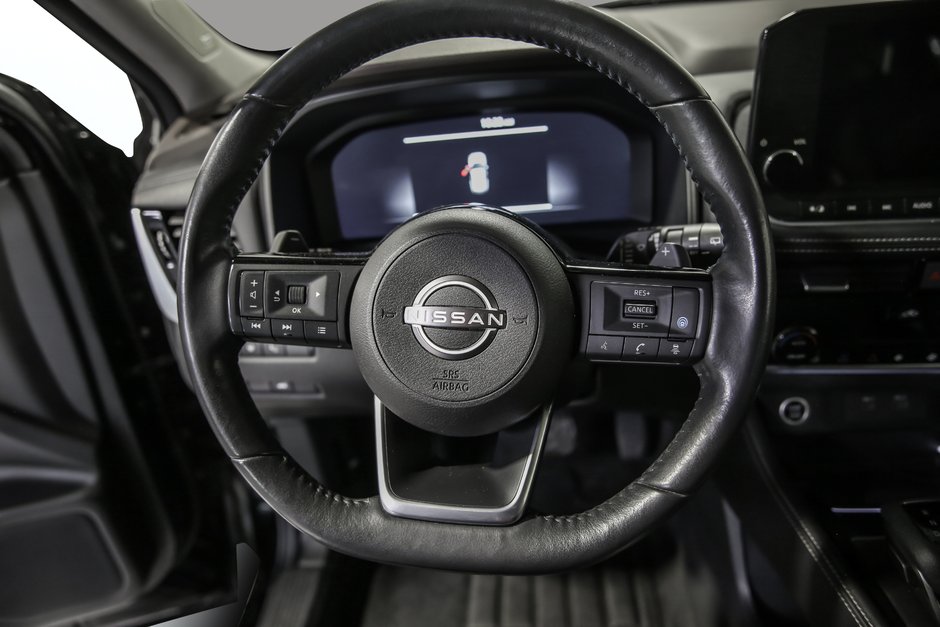 2022 Nissan Rogue platinum-17