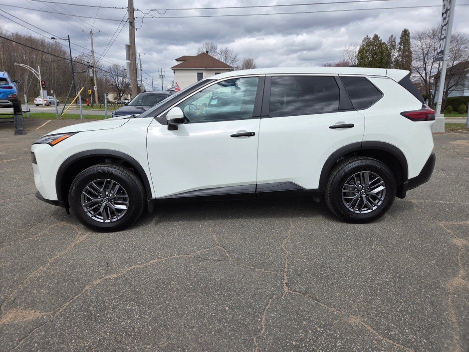 2022 Nissan Rogue S-5