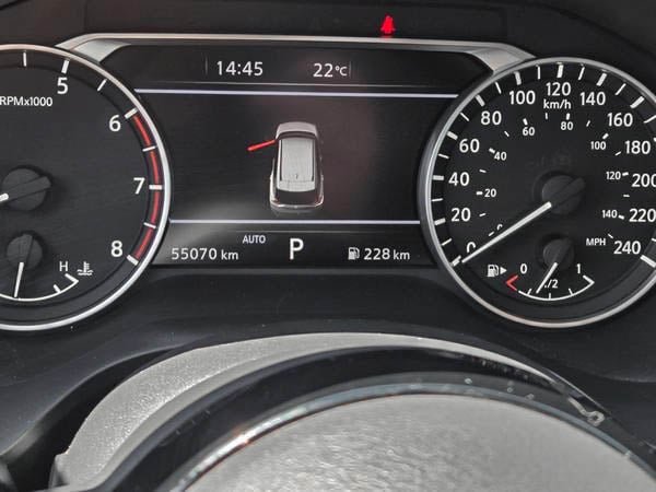 Nissan Rogue SV 2022-14