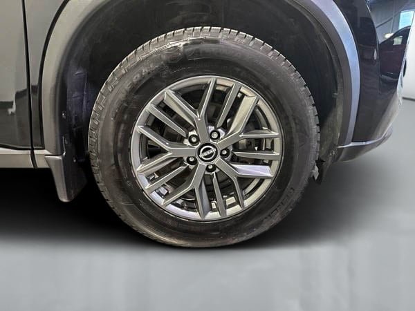 2022 Nissan Rogue S-9