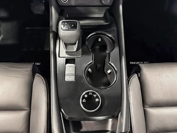 2023 Nissan Rogue SL-24