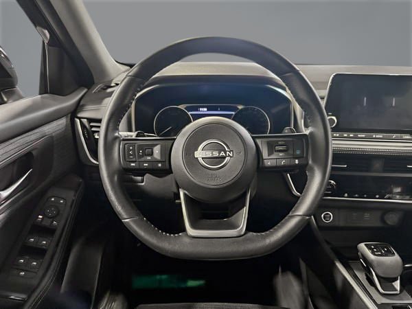 Nissan Rogue SV 2023-15