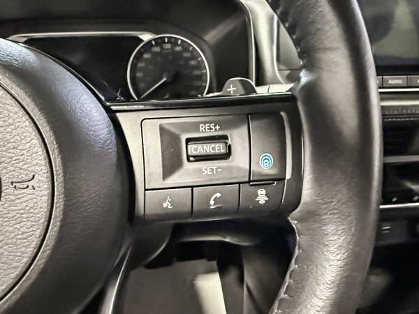 2023 Nissan Rogue SV-17