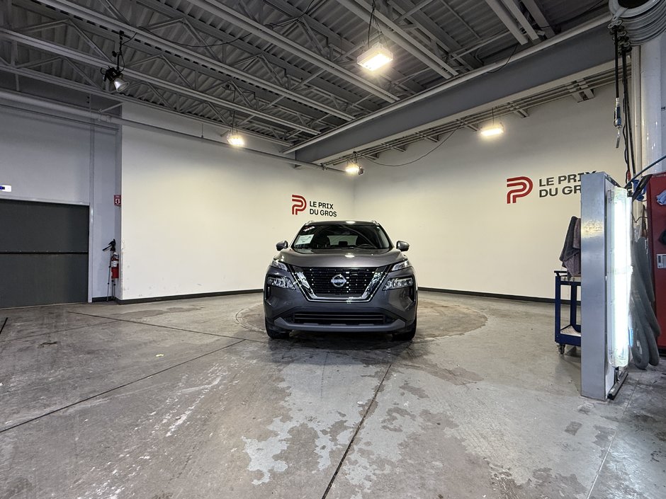 2023 Nissan Rogue SV-7