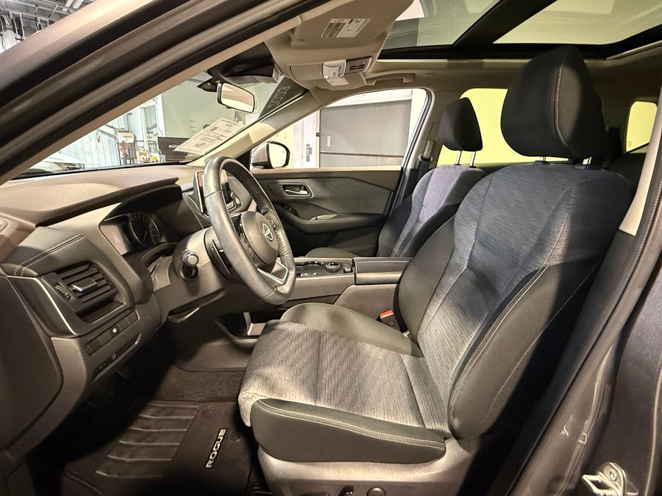 2023 Nissan Rogue SV-14