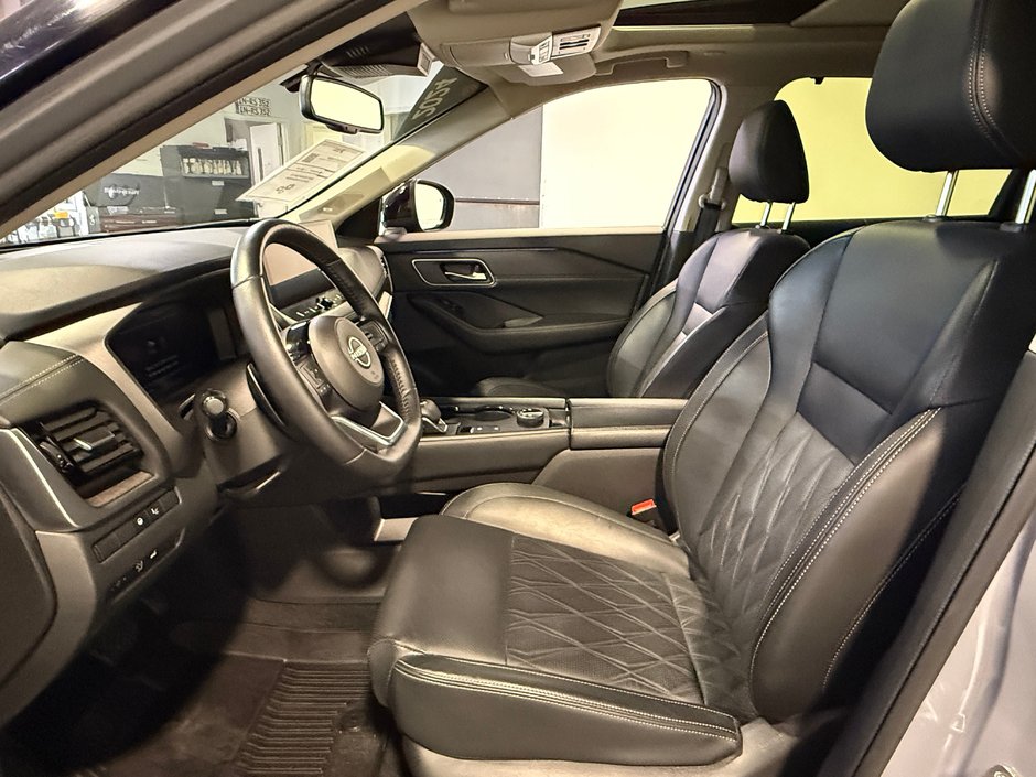 Nissan Rogue Platinum 2024-14