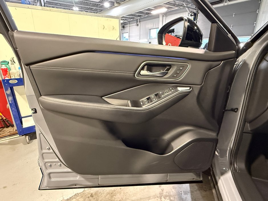 Nissan Rogue PLATINUM AWD 2024-11