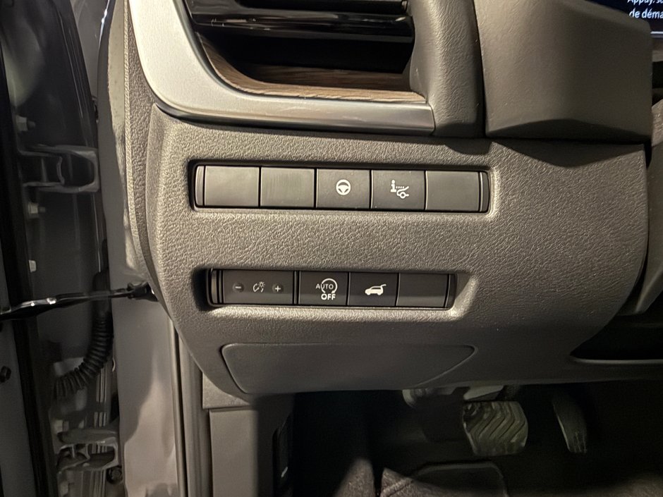 Nissan Rogue PLATINUM AWD 2024-14