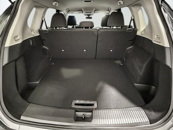 Nissan Rogue S 2025-24