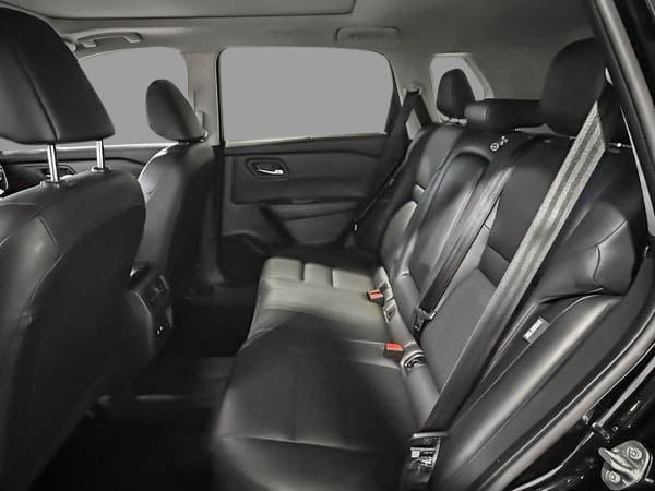 Nissan Rogue SV Premium 2025-25