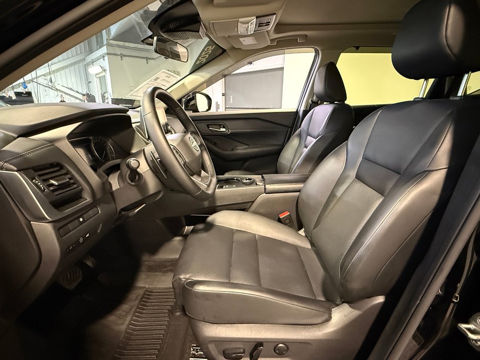Nissan Rogue SV Premium 2025-14