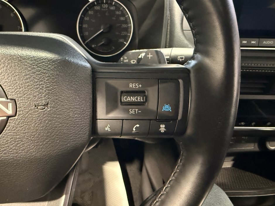 Nissan Rogue SV 2025-17