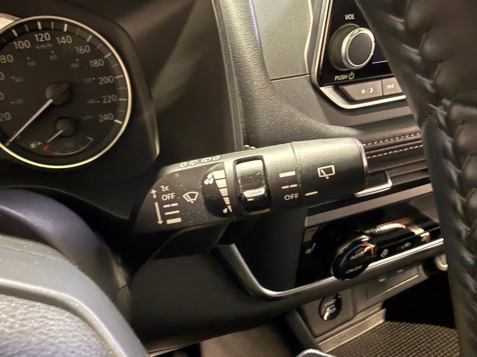 Nissan Rogue SV 2025-19