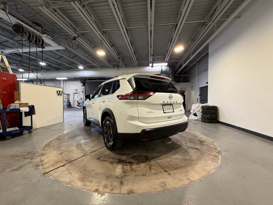 Nissan Rogue SV 2025-4