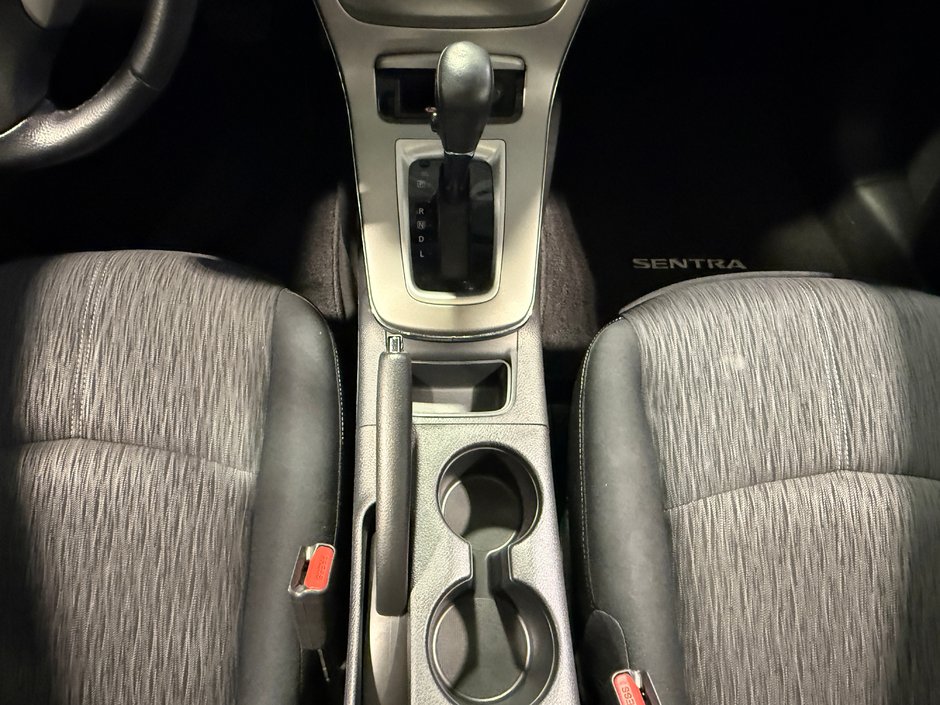 Nissan Sentra SV 2014-22