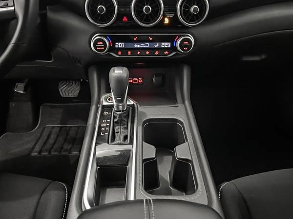 Nissan Sentra SV 2021-20