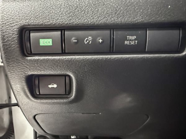 2022 Nissan Sentra SR-13