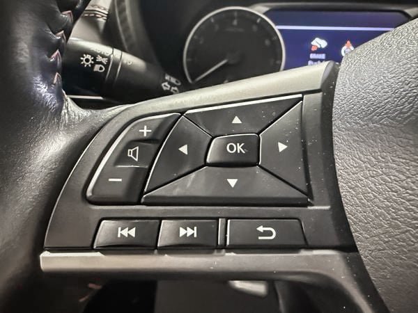 2022 Nissan Sentra SR-16