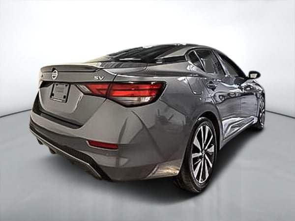 Nissan Sentra SV 2022-2