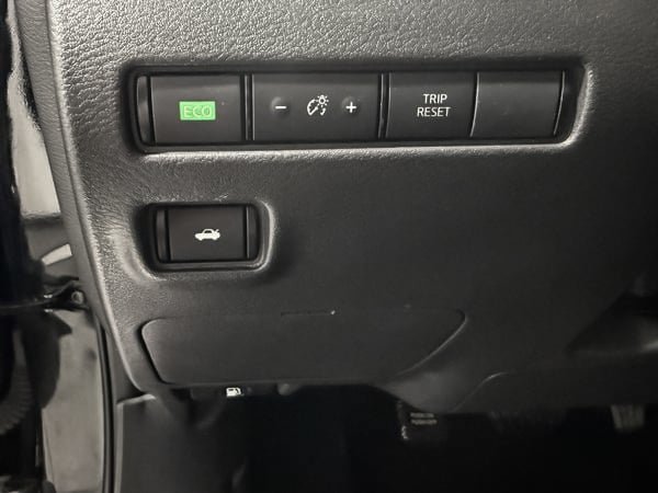 2022 Nissan Sentra S-12