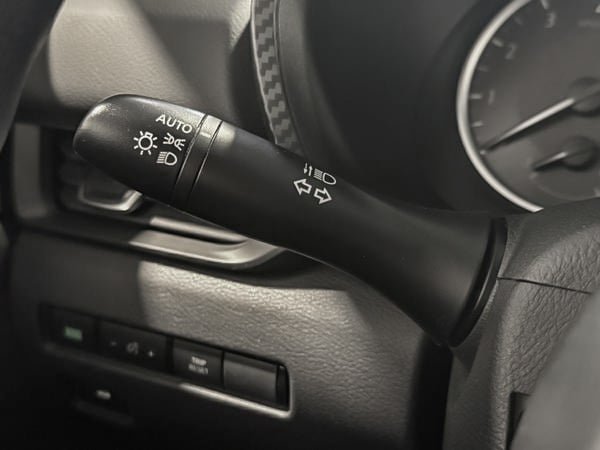 2022 Nissan Sentra S-17