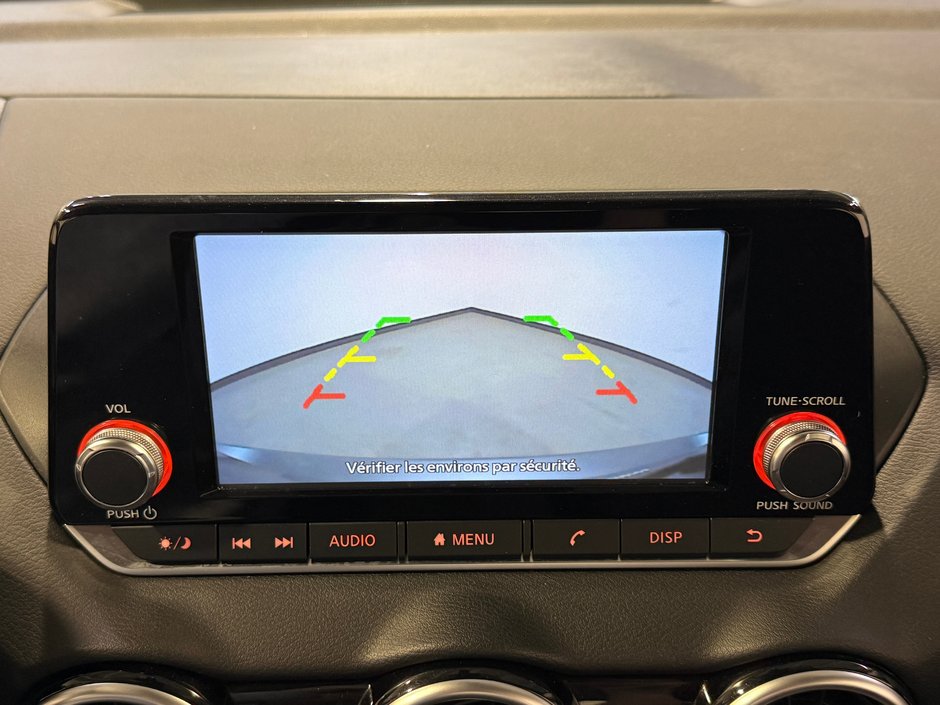 Nissan Sentra S 2022-21