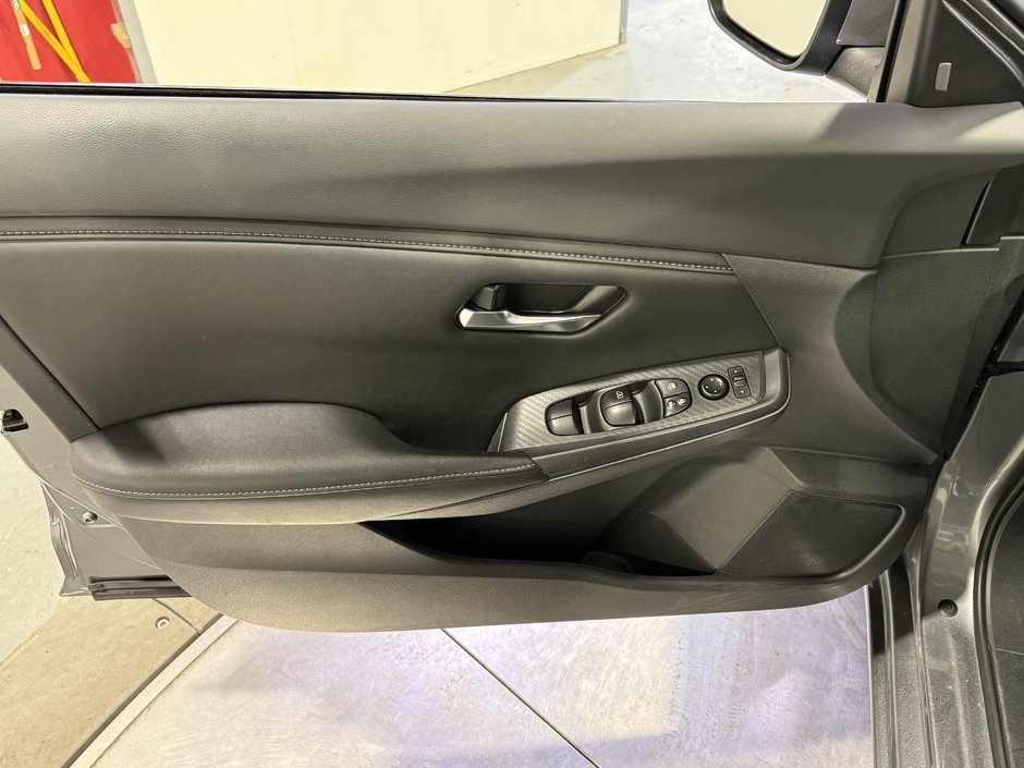 Nissan Sentra S 2022-10