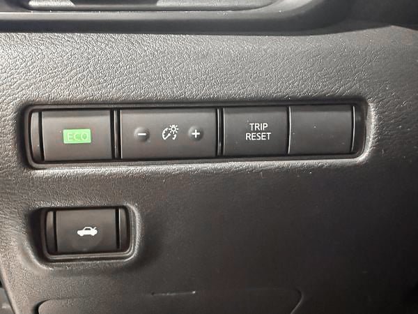 Nissan Sentra S 2022-12