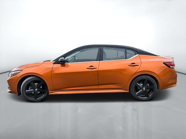 2022 Nissan Sentra SR-5