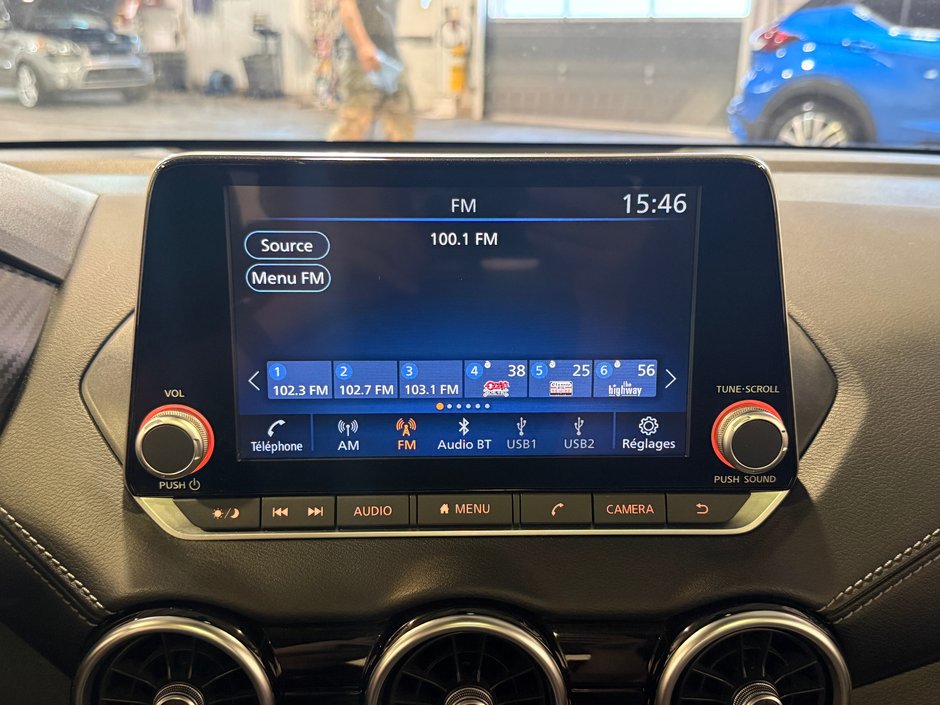 Nissan Sentra SV TOIT 2022-21