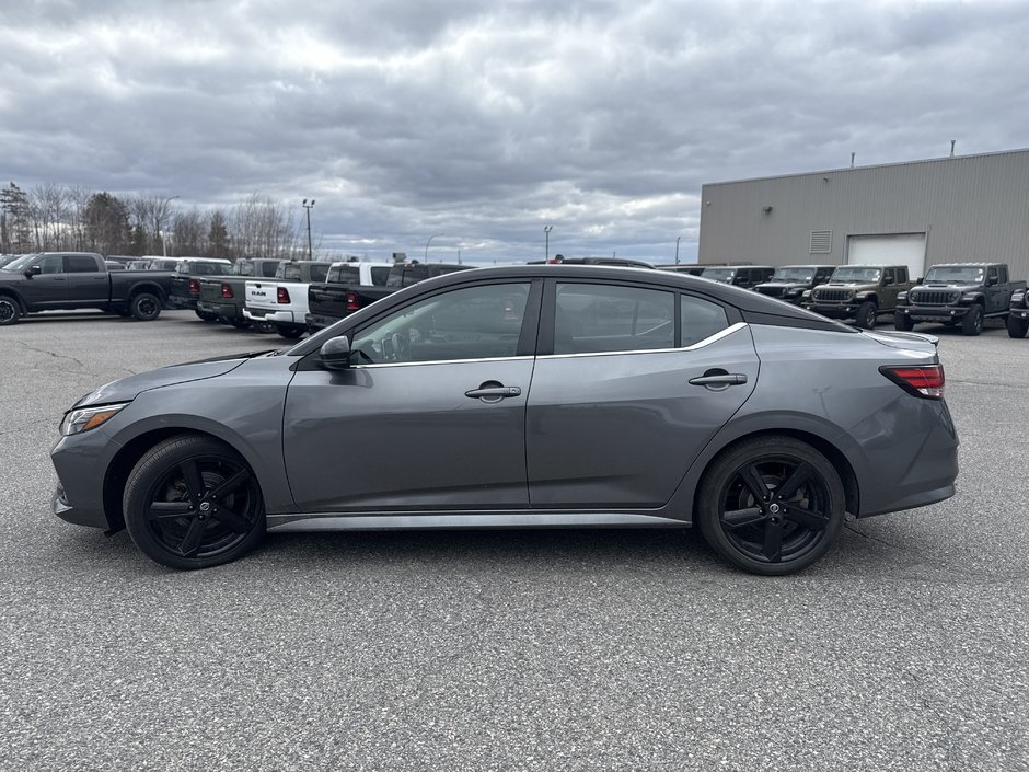 Nissan Sentra SR 2023-5