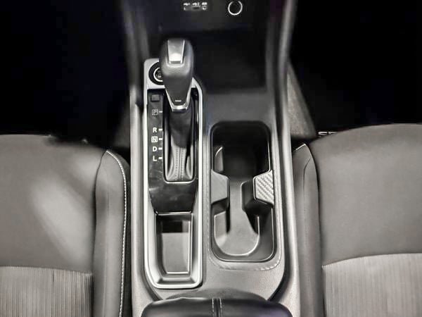 Nissan Sentra SV 2023-22