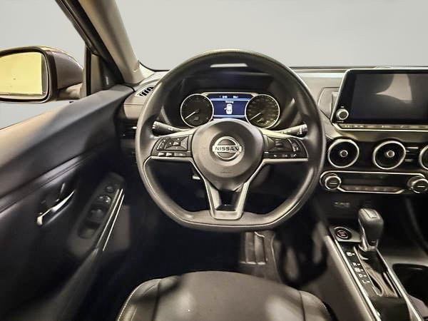 Nissan Sentra SV 2023-15
