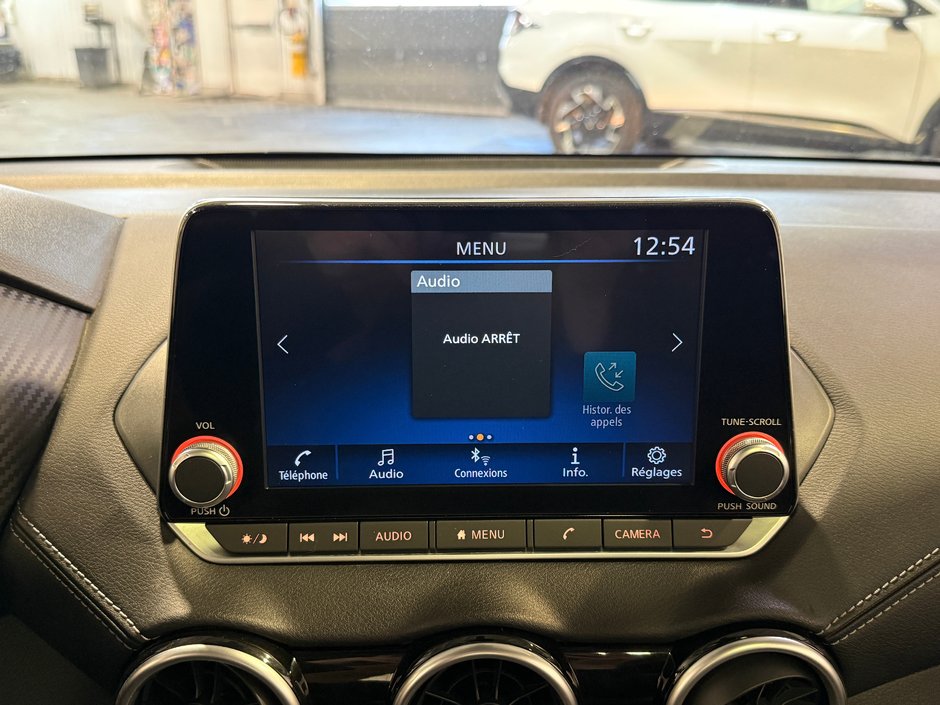 Nissan Sentra SV 2024-21